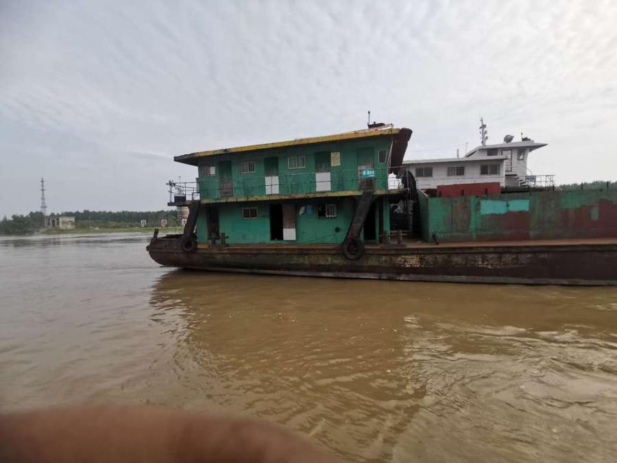 “睿豪88”、“睿豪99”號兩艘自卸砂船